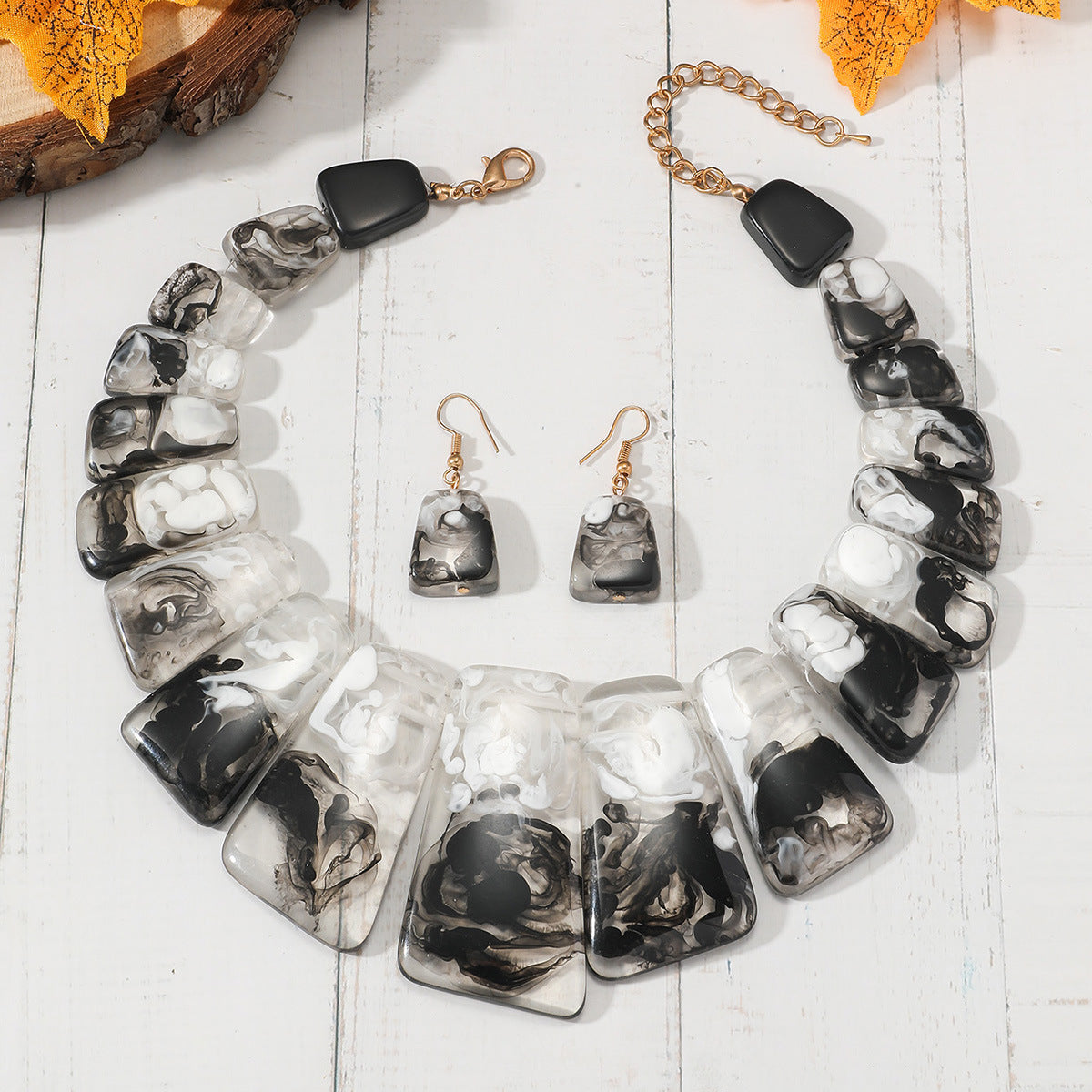 Three-piece Set Retro Personalized Set Ladies